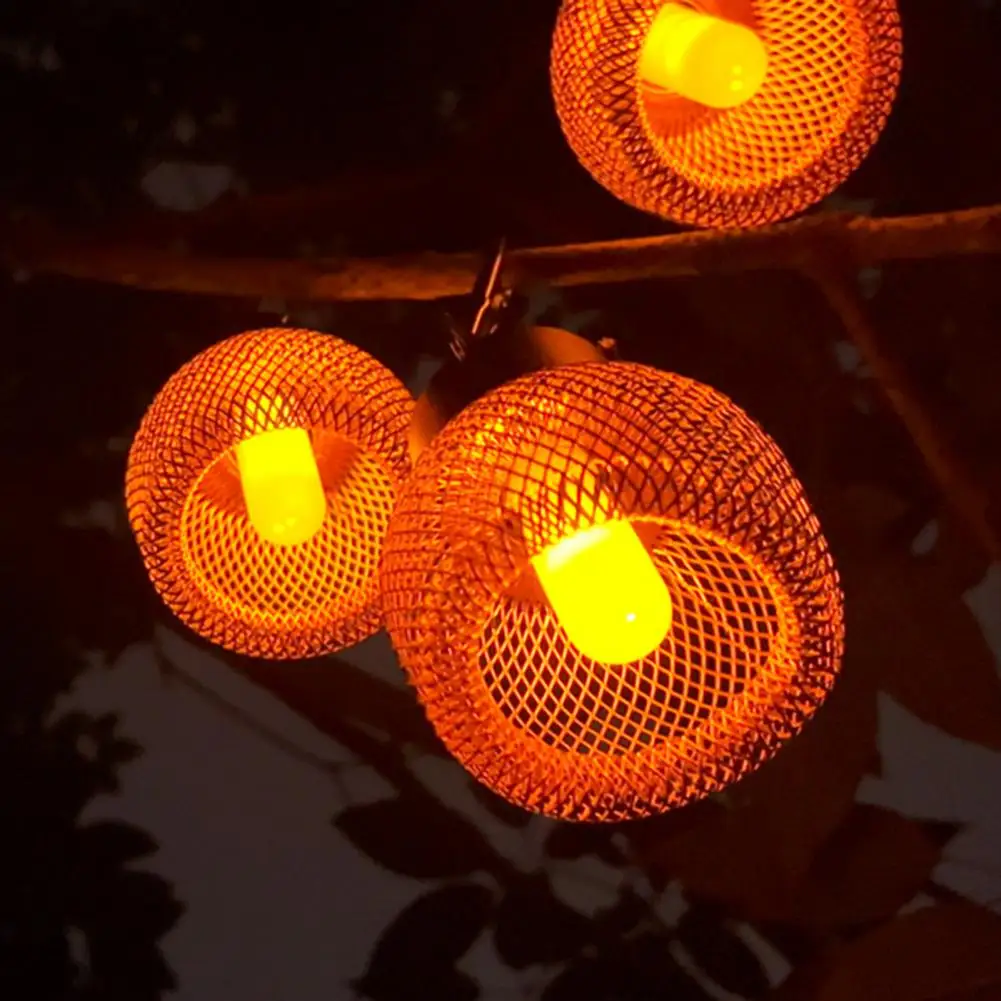 

Wireless Solar Garden Illumination Outdoor Solar Hanging Lights with Flickering Flame Set of 4 Led Garden Lights Auto for Bright