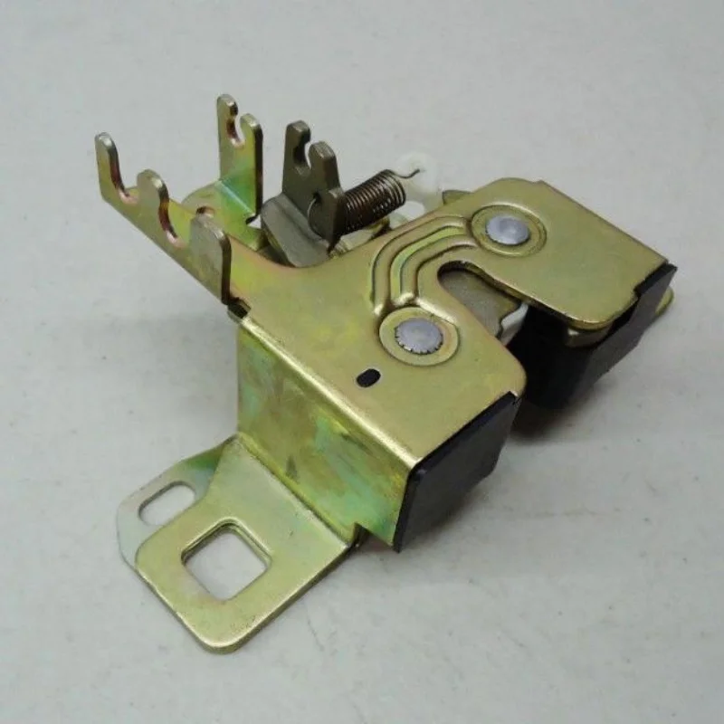 Suitable for AstonMartin Rear HoodL ock DBS Trunk L ock Rear Trunk Lo ck Block Vantage Rapide1R126710148 HY5316700AG 4G436410063