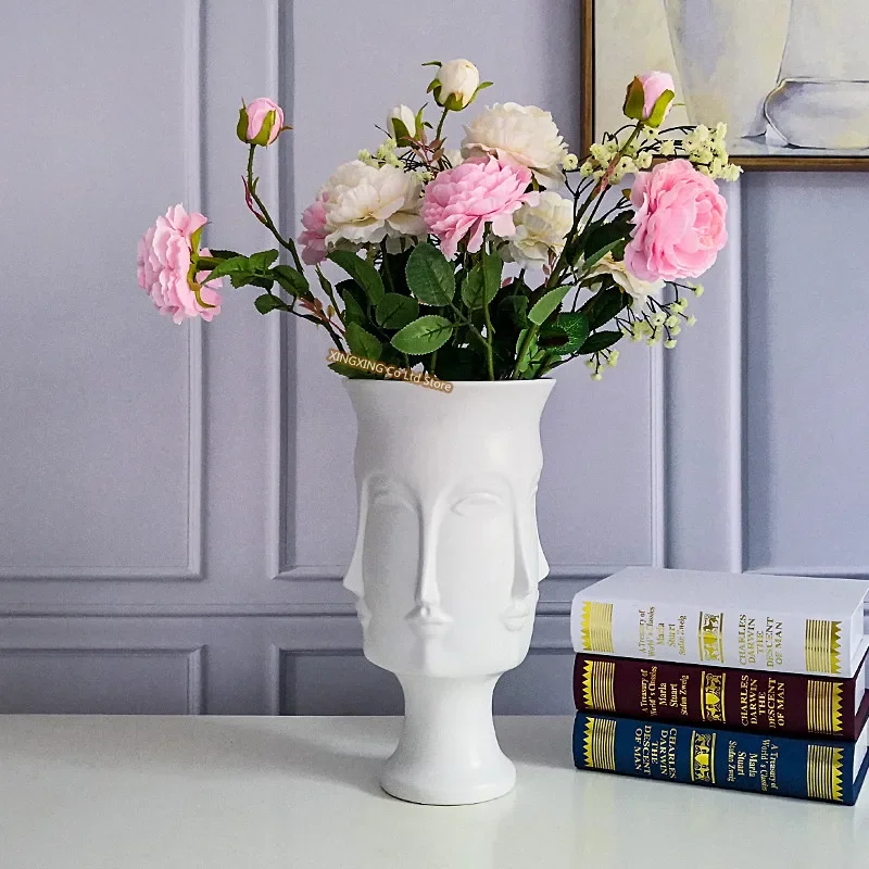 Nordic art ceramic vase creative black and white ceramic face vase decoration home decoration crafts porcelain vase decoration