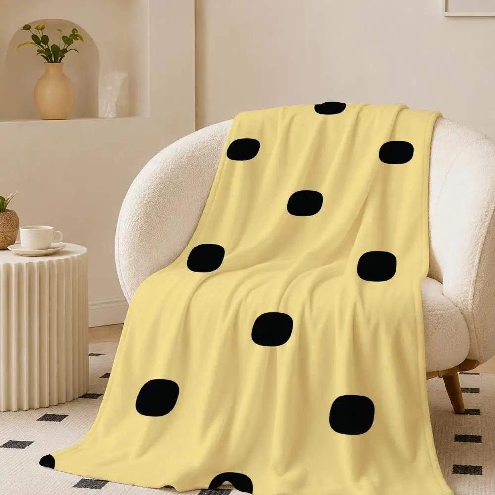 Retro Polka Dot Classic 80s Throw Lightweight 240g Flannel Blanket Soft Skin-friendly for Summer Cooling