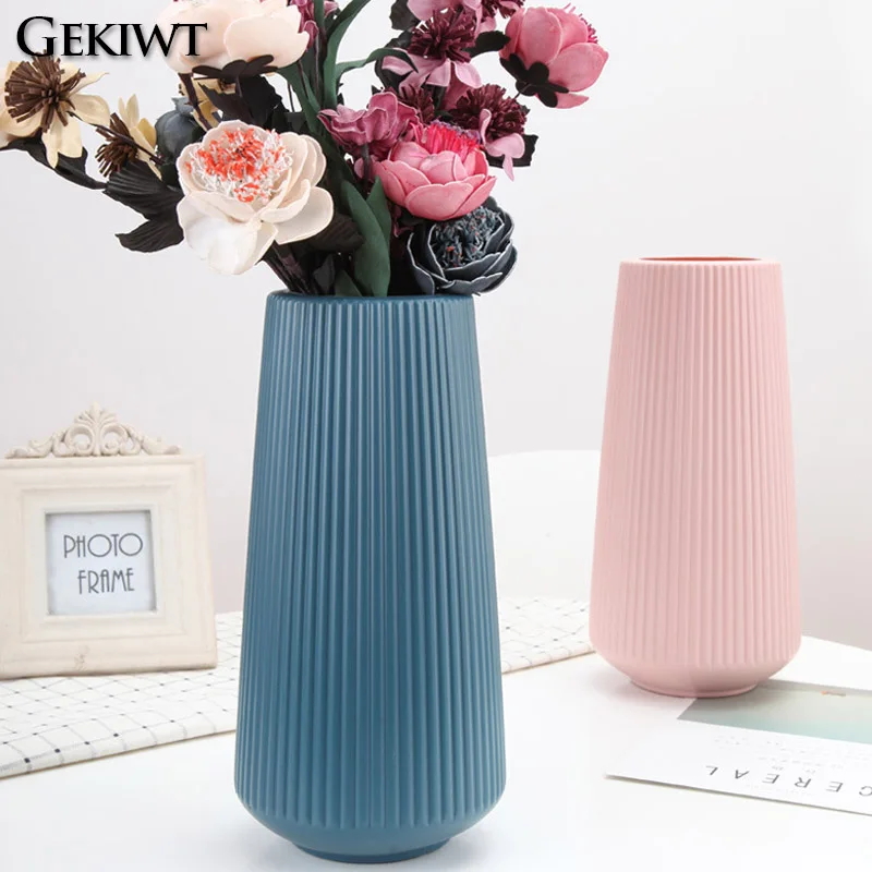 Elegant Nordic Flower Vase Durable Large Minimalist Flower Arrangement Container Flower Decoration Imitation Glaze Vase Weddings