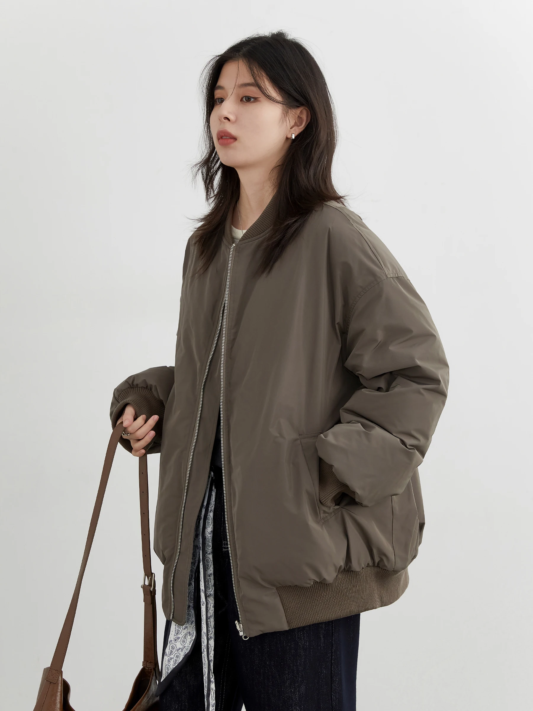 شيك فين جديد إمرأة أسفل معاطف ريترو فضفاضة عادية على الوجهين عكسها الدافئة 90 الأبيض بطة أسفل سترة الخريف الشتاء 2025