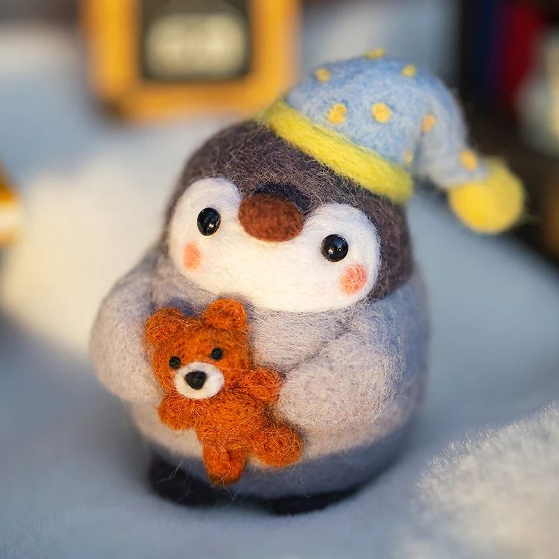 

Wool Felt Poke Music DIY Material Package Handmade Penguin Doll Pendant Couple Boyfriend Gift