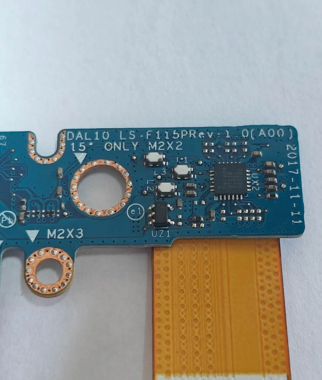 

ПЛАТА чтения SIM-карт DELL Latitude 3590 с кабелем LS-F115P