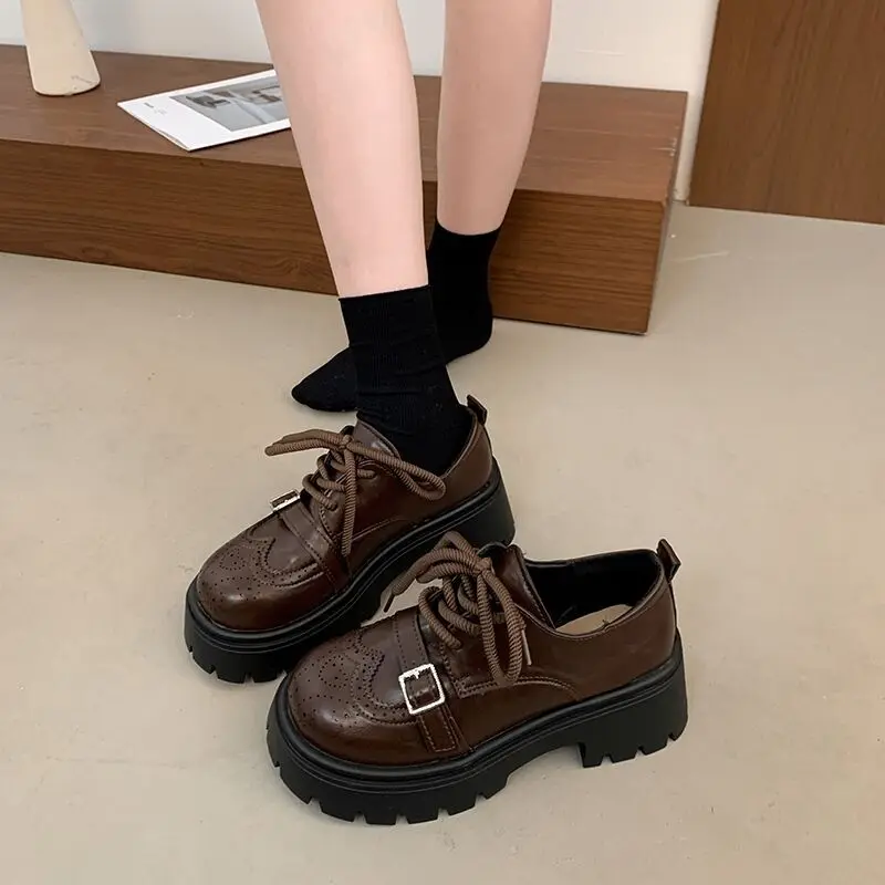 

2026 New British Style Buckle Brogue Loafers Women's Platform Mid Heel Black Lace Up Casual Shoes