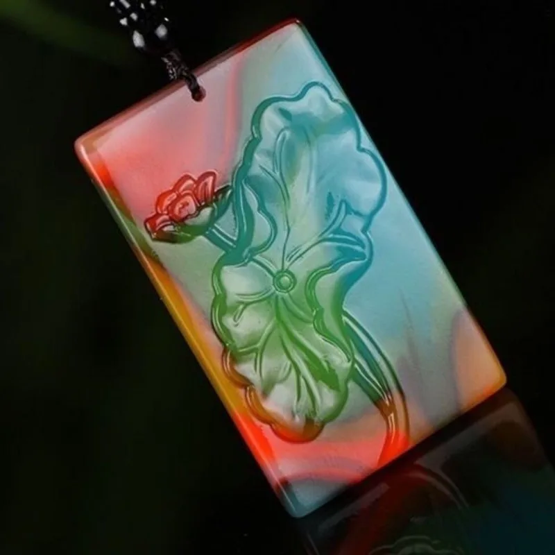 

Цветной кулон, простое классическое украшение-ожерелье (веревка с произвольным узором)