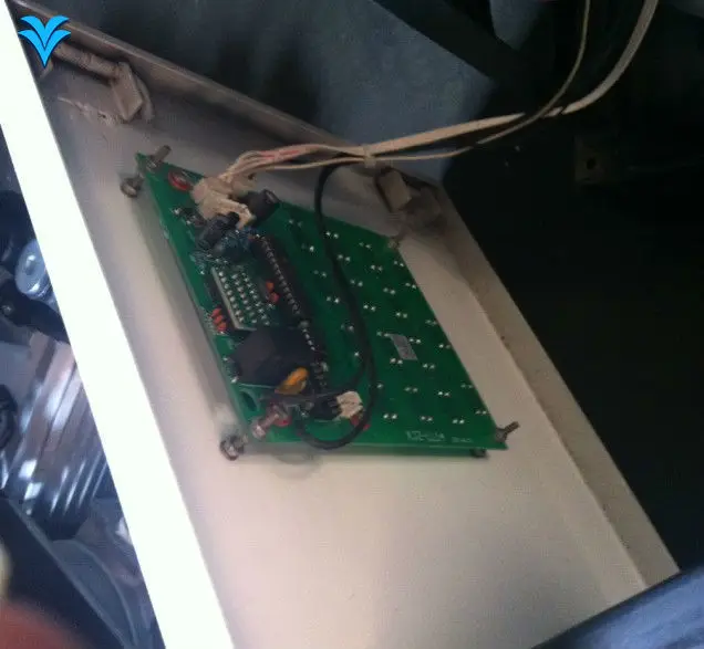 Singflo Solar-Wasserpumpenregler/12 V, 24 V, 48 V, Solarladeregler