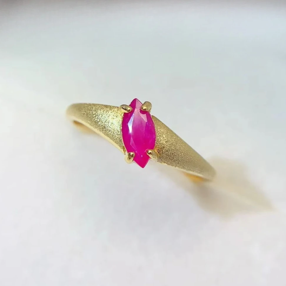 

Myanmar Ruby Ring with Certificate 0.6ct 4mm*8mm Natural Ruby Silver Ring Birthday Gift for Womem