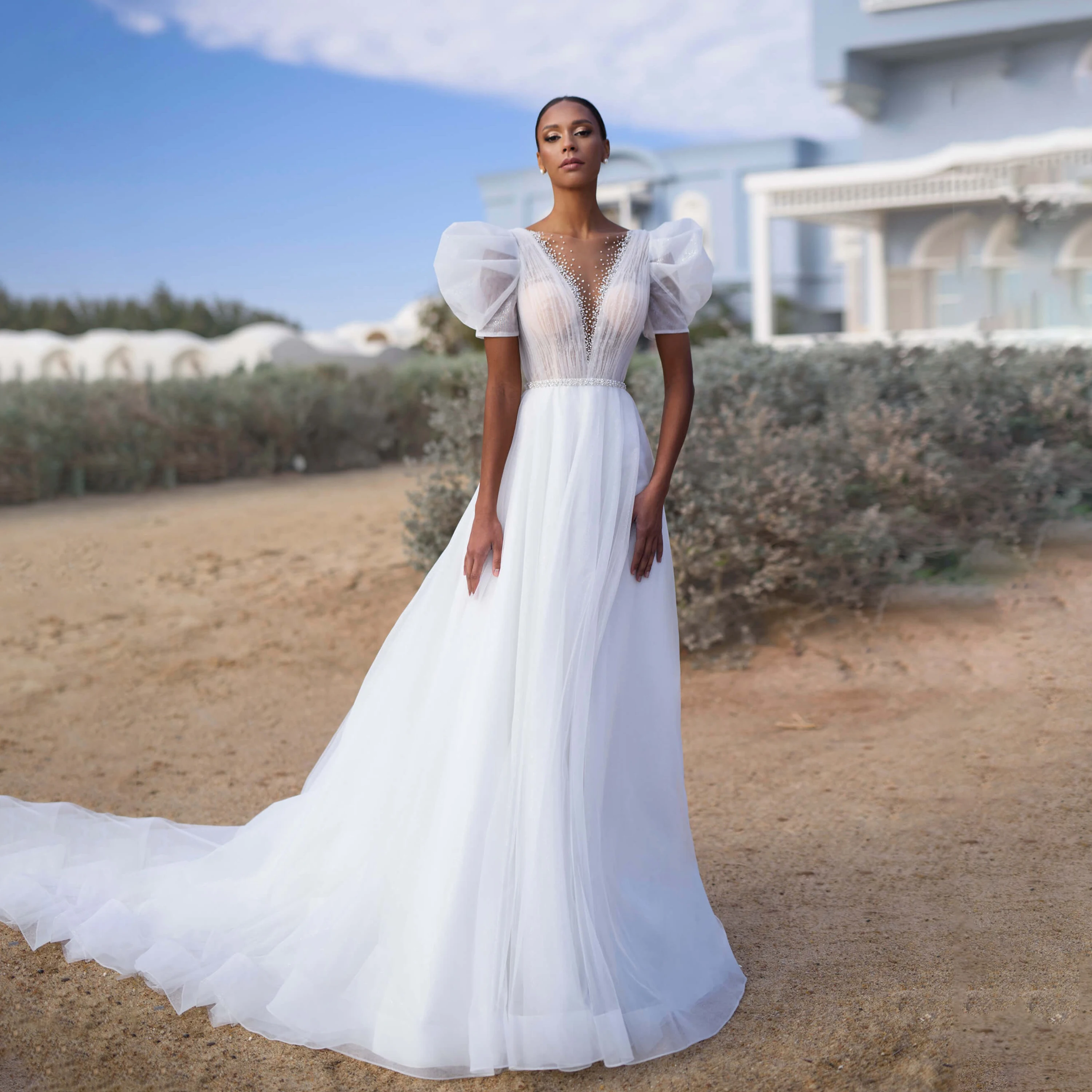 Puff Sleeve Tulle Wedding Dresses Beaded Illusion Back V‑Neck A‑Line Flowy Beach Bridal Gown For Bridal Aso Ebi Customized