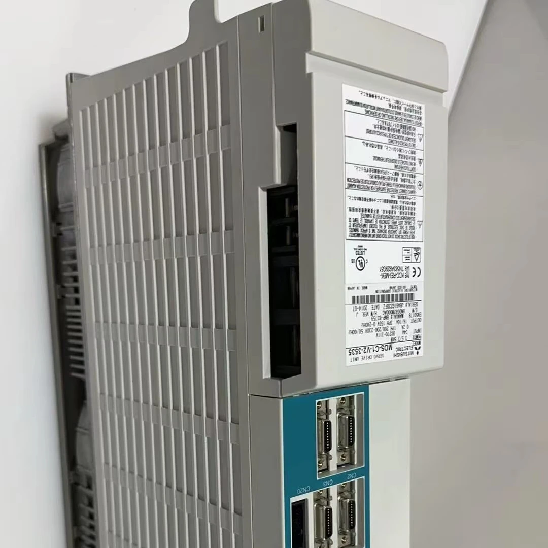 

Japan Original MDS-C1-V2-3535 Spindle Drive Amplifier AC Motor Type Aluminum Material