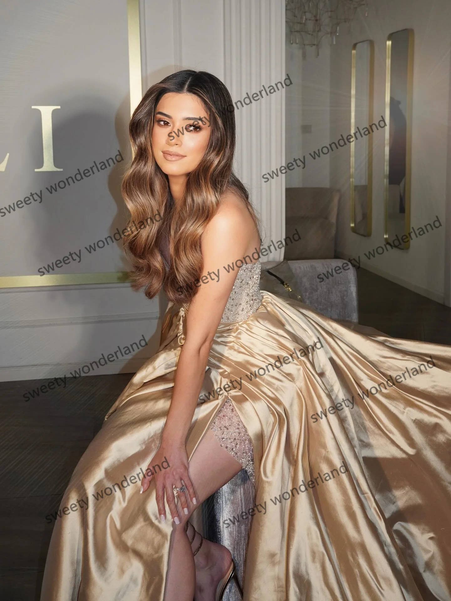 Pailletten strapless avondjurken een lijn ruche rok galajurk zijsplit bruiloft jurk formele vestidos aangepast