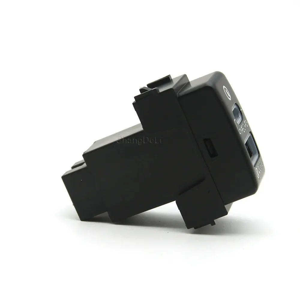 1 قطعة شاحن سيارة شاحن سريع نوع-C PD USB QC3.0 المقبس محول الطاقة صالح لنيسان باترول Y62 X-TRAIL صني سيلفي Teana