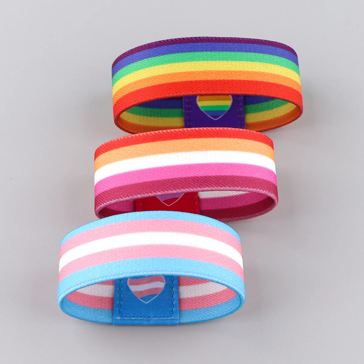 قوس قزح فخر LGBT أساور للأزواج مثليه مثلي الجنس المتحولين جنسيا العلم الأساور مطاطا LGBTQ اكسسوارات مطابقة العصابات الصداقة