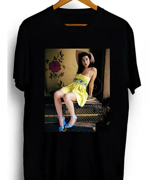 Amy Winehouse shirt, new,,, hot signature shirt - Christmas shirt,