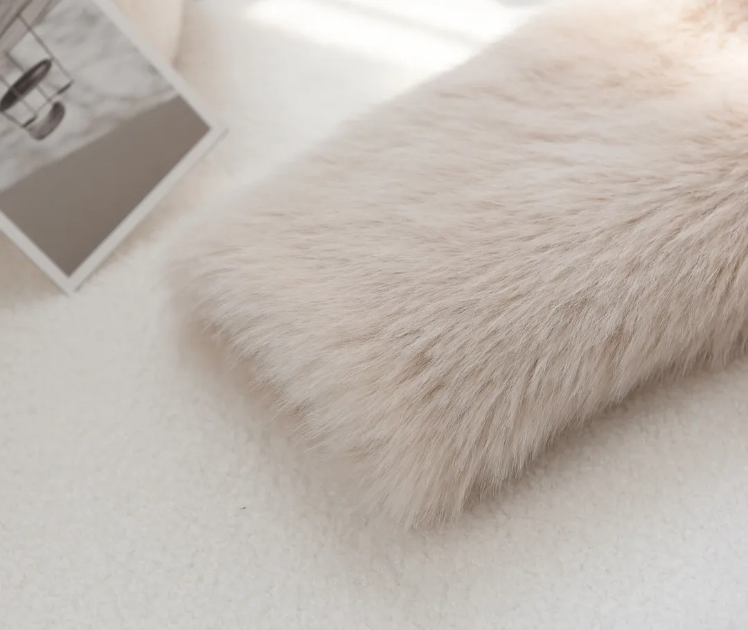 New High-end Small fragrant fur Coat For women 2026 Autumn/Winter New Imitating Fox fur Fashion Young style Short Loose Fur Top