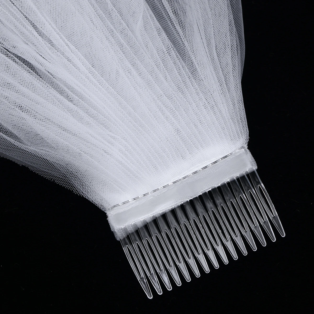 

White Wedding Long Bridal Veil Bridal Veils Floor Length Veil For Bride Lace Edge Hair Comb Attachment