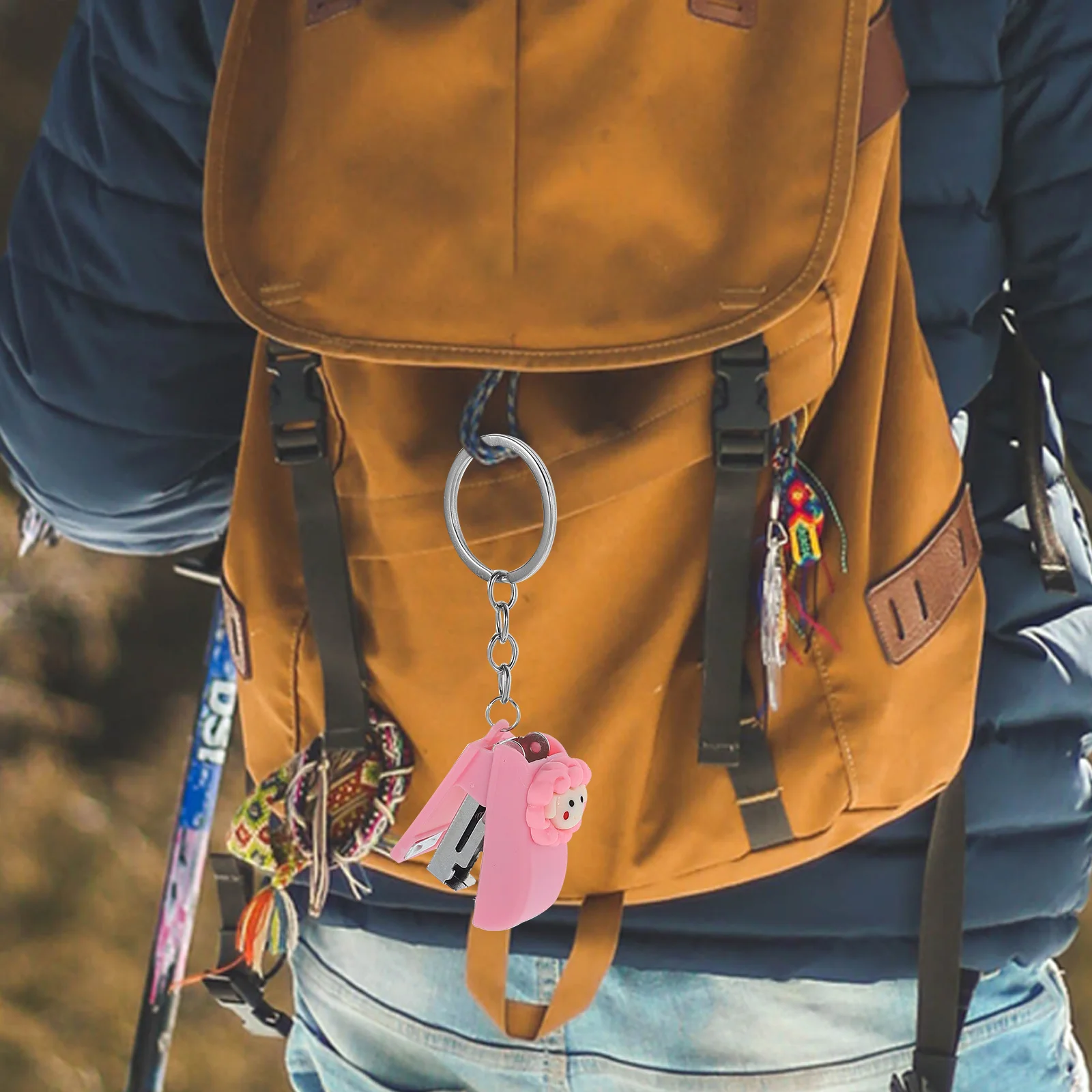 

4Pcs Cartoon Animal Staplers Portable Keychain Office Desk Accessories Desk Accessories Office Supplies Handheld Press Staplers