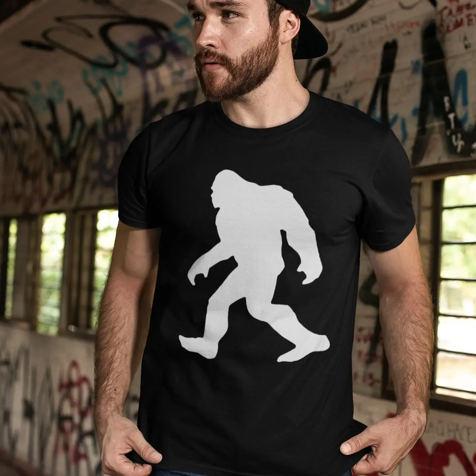 Iconic Bigfoot T Shirt Awesome Big Squatch Finding Outdoors Camping Hiking  vintage Washed Soft Versatile homme