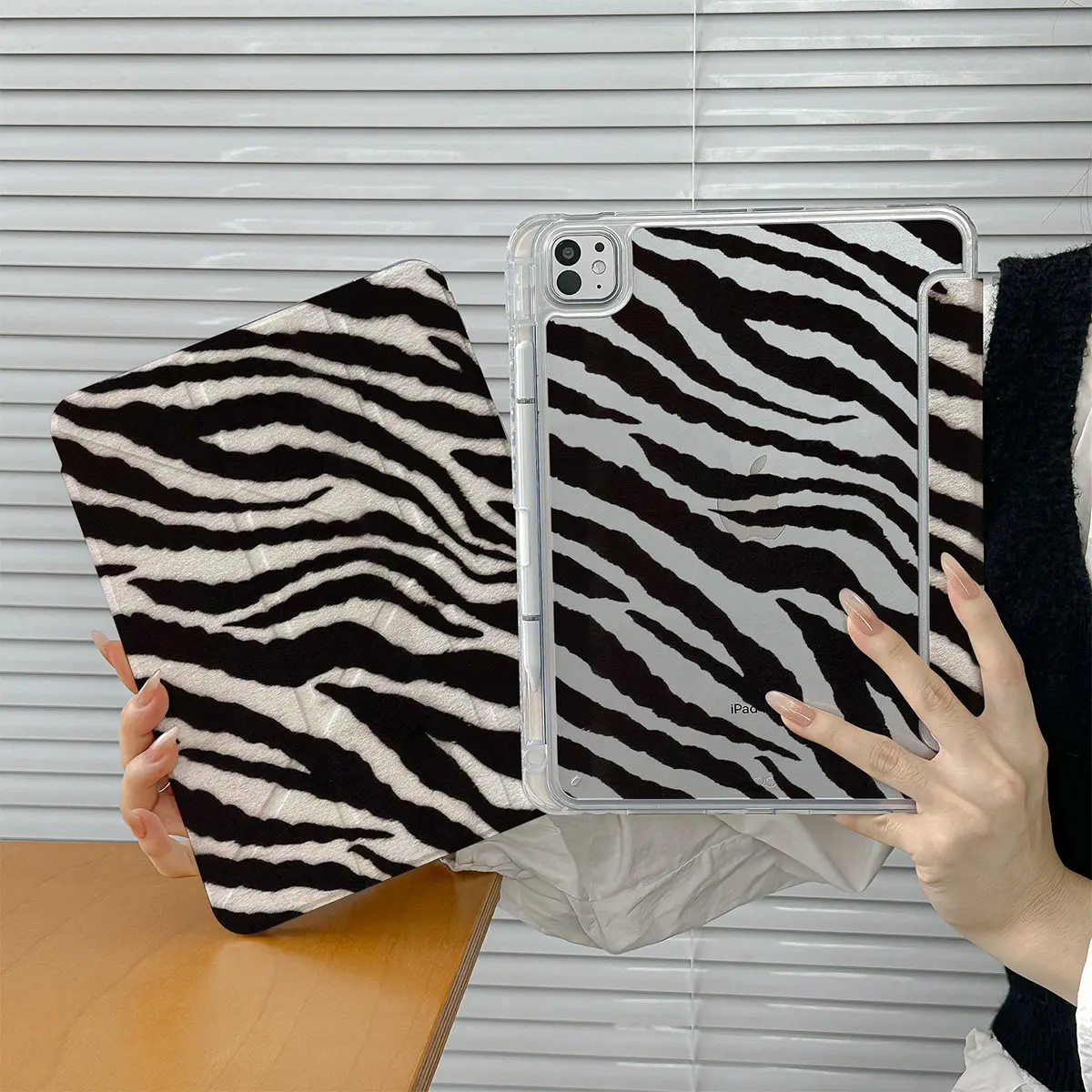 Advanced Black Zebra Pattern Simple Cover For iPad Pro 13 11th M5 M4 12.9 A16 8 7 9th 10th Air 11 M2 M3 Mini 3Y-Fold Tablet Case