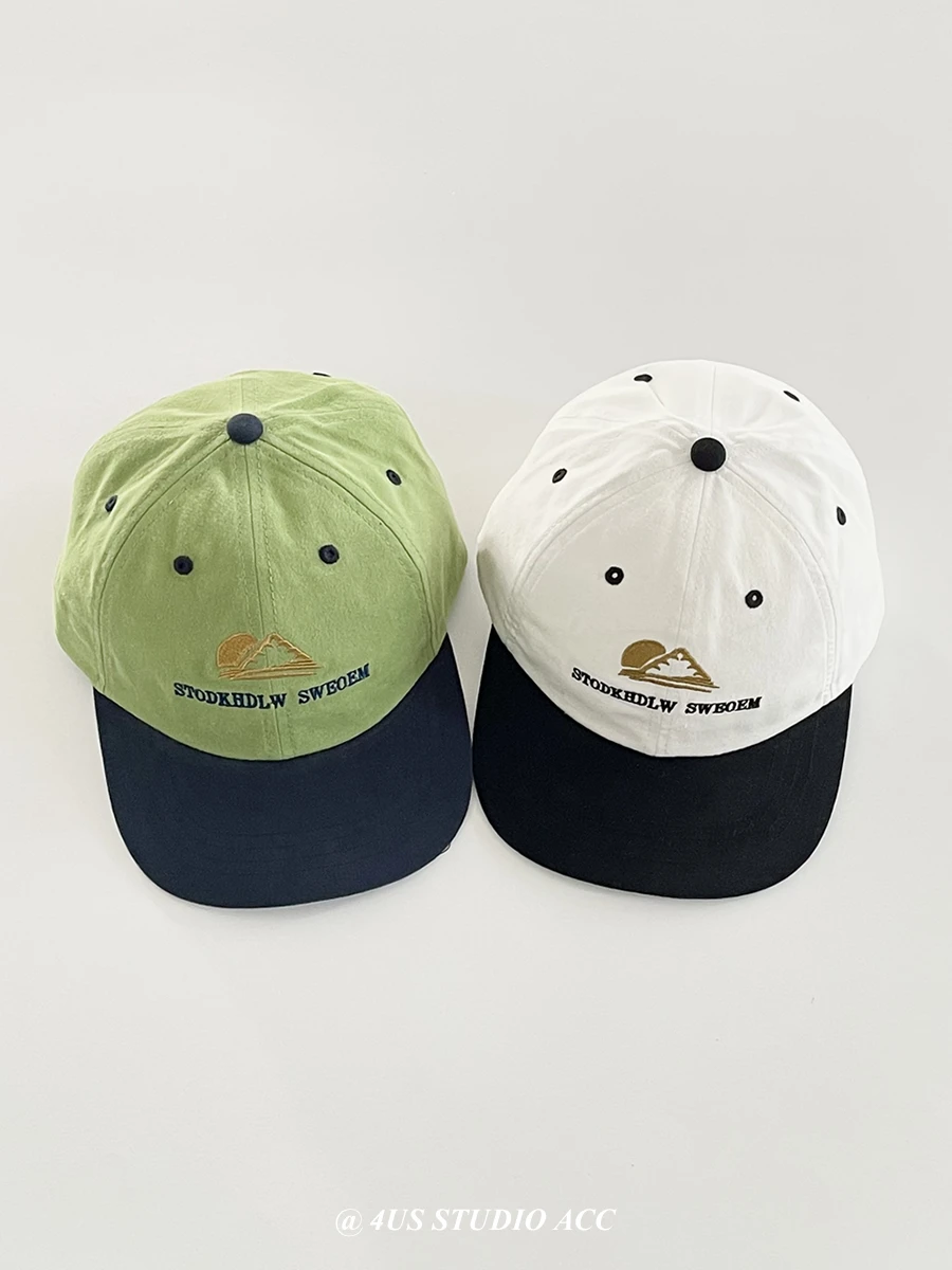 

Spring and Summer American Retro Flat Brim Peaked Cap Female Fashion Brand Couple Soft Top Baseball Hat