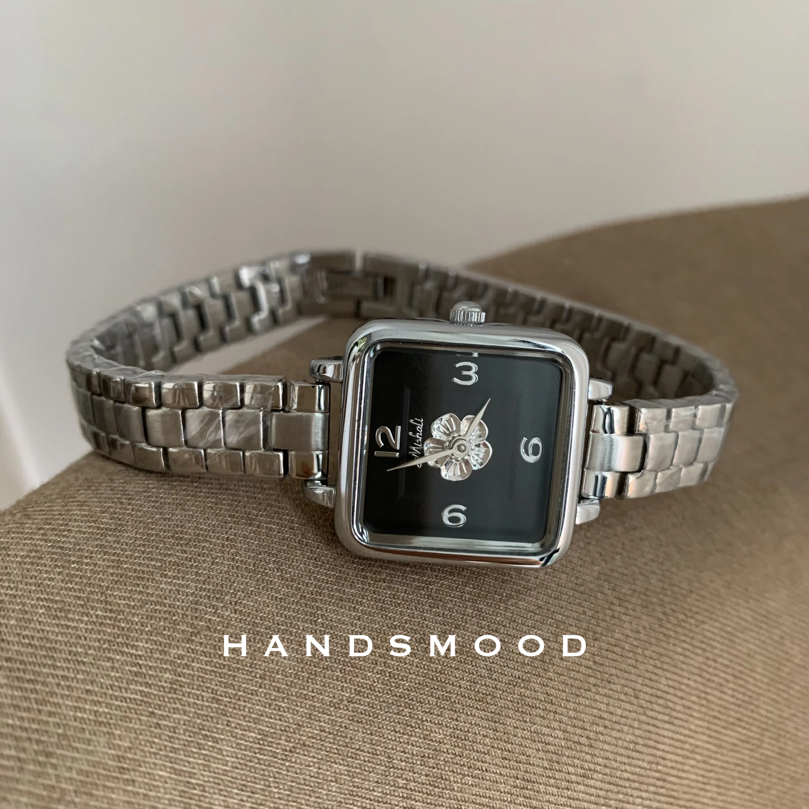 

Retro-Style Watch Fashionable Square-Link Steel Bracelet Women's Quartz Watch High-Quality Timepiece Luxury Ladies' Watch