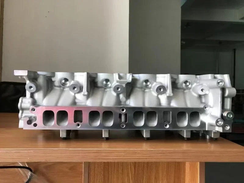 Hochwertiger Zylinderkopf für Automotorteile für Land Rover Evoque Jaguar XF 2.0T 204PT 240 PS