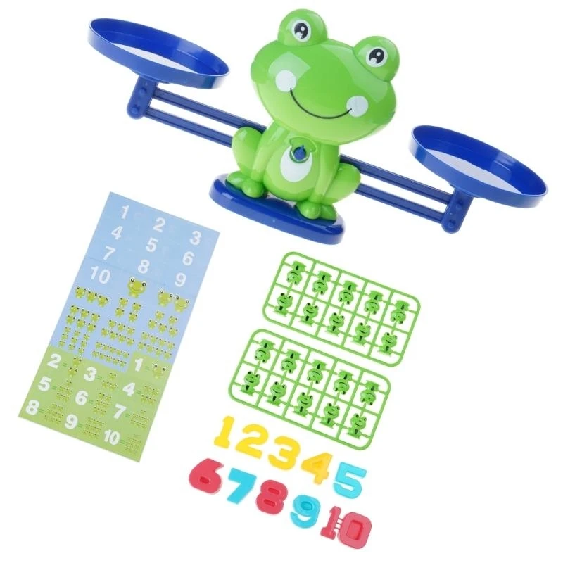 Attività apprendimento della matematica in età prescolare Bilancia giocattolo per con pesi numerici Ordinamento dei in