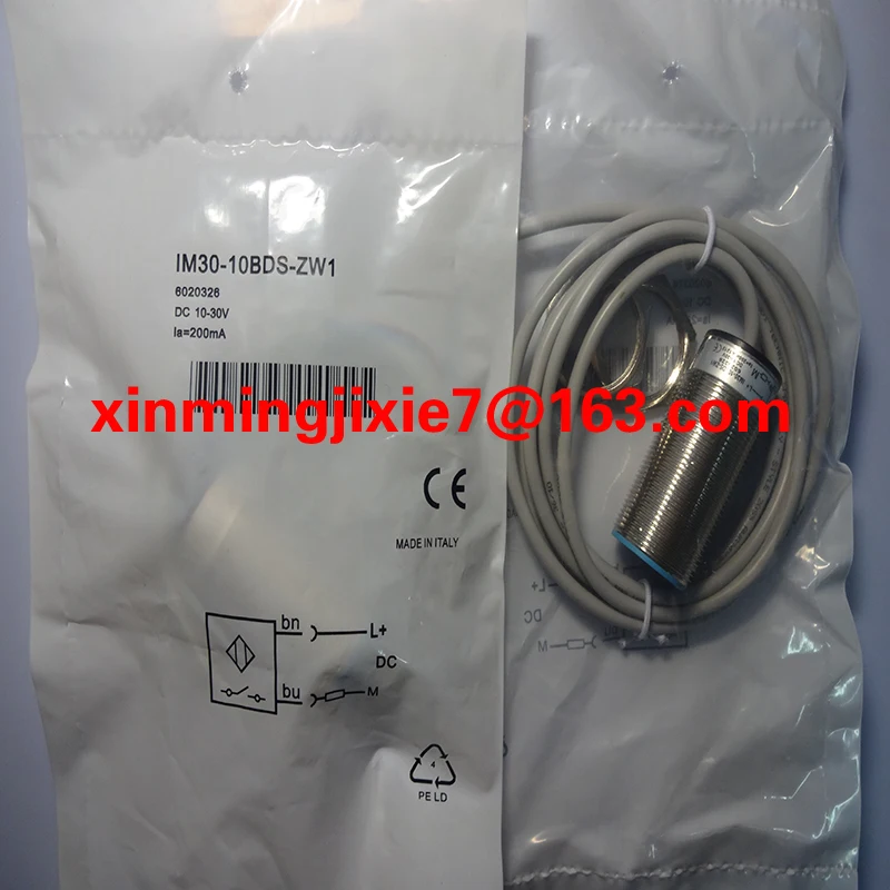New in stock sensor  IM30-10BNS-ZC1 IM30-15BPS-ZC1 IM30-10BDS-ZC1 IM30-15NDS-ZC1  proximity switch   quality guarantee