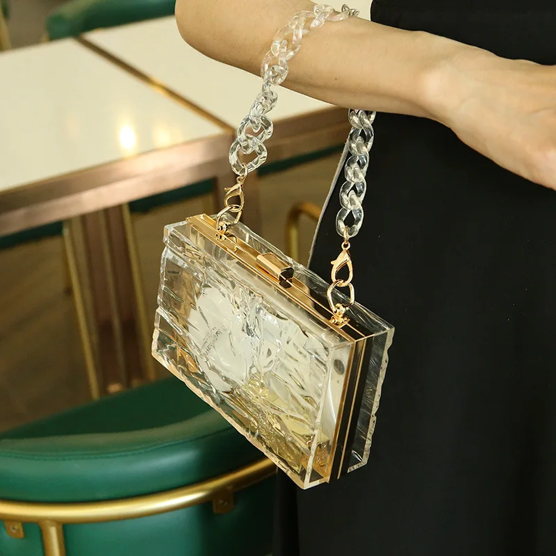 Clear Acrylic Box Shaped Purse and Handbags for Women Party Clutch Bag Fashion Designer Shoulder Bag With Big Acrylic Chain 2022