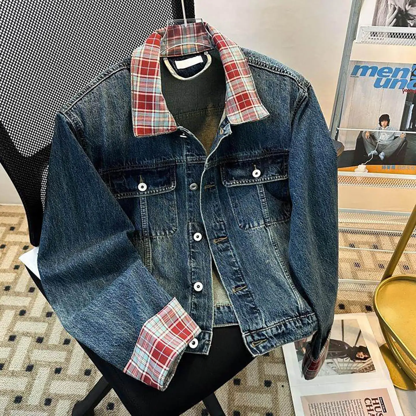 

Retro American Plaid Color Block Collar Men's Denim Jacket Short Style Youth Trend Street Fashion Shoulder Pad Design Cool ...