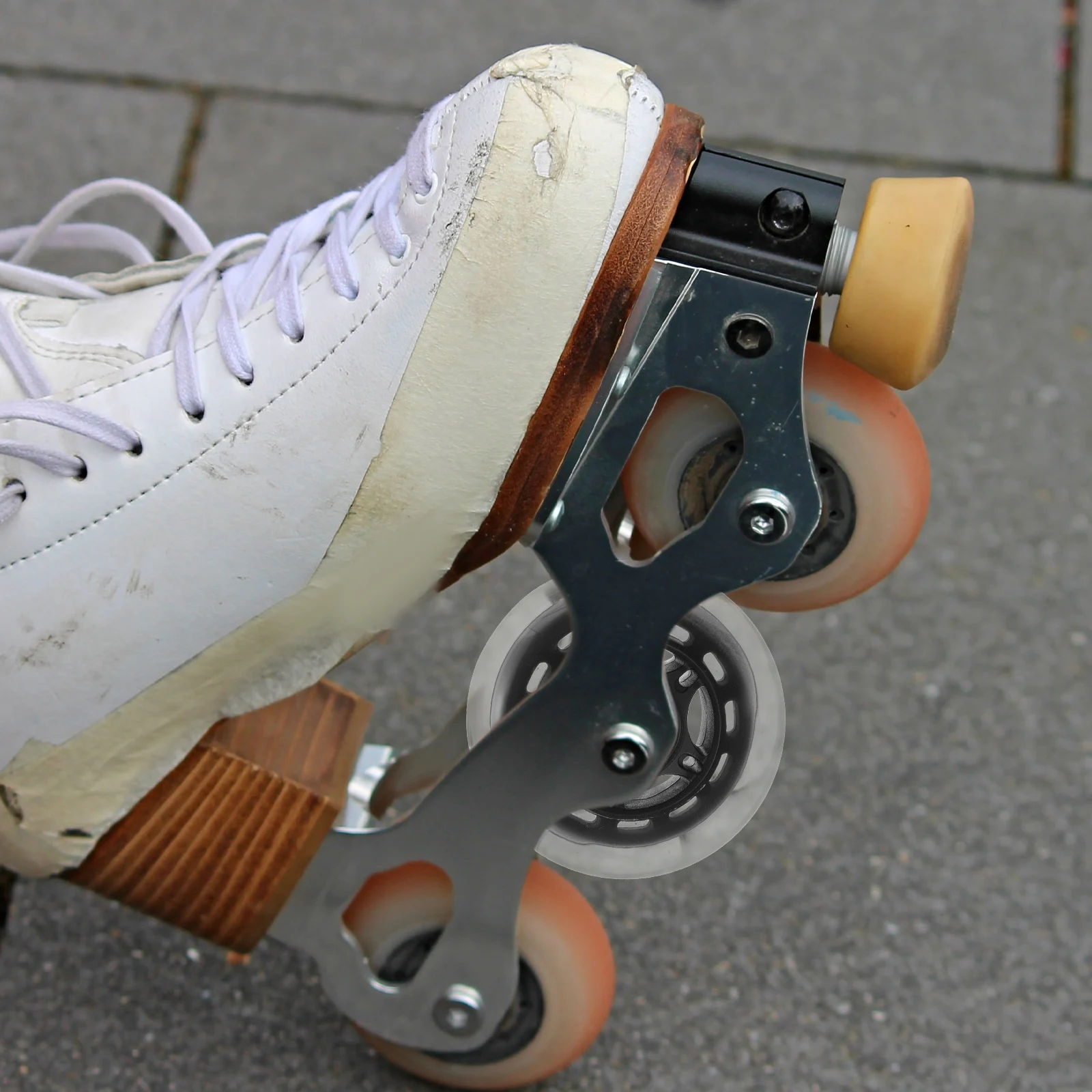 

2Pcs Silent Roller Skate Wheels PU Wear Resistant Replacement Skate Wheels Outdoor Skating Shoe Accessories Skating Shoe Roller