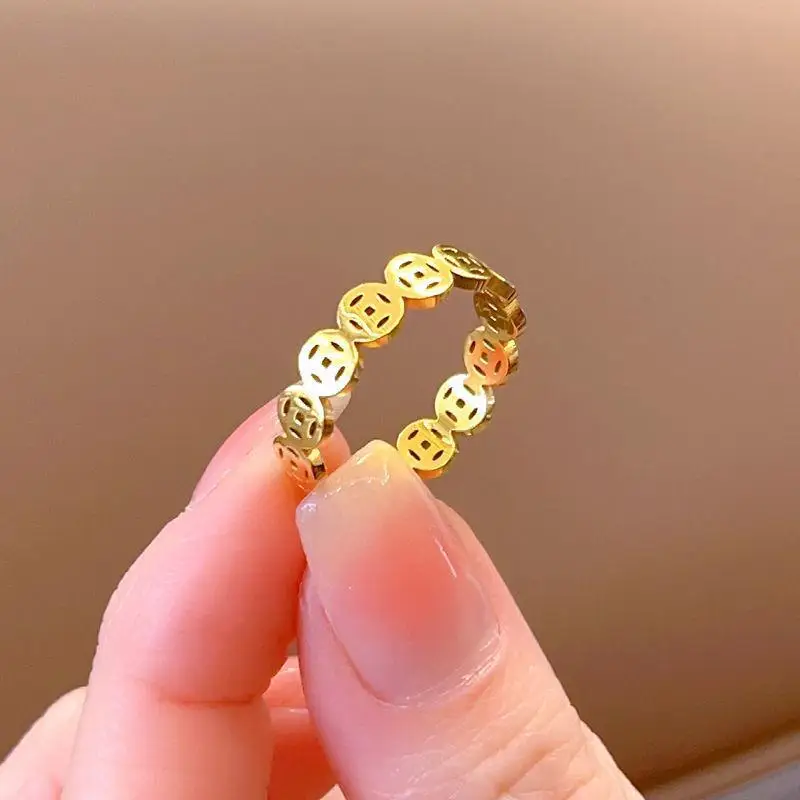 Hollow Lucky Coin Design Ring Fade Resistant Light Luxury Metal Finger Rings For Daily Wear Party Gift For Women Jewelry