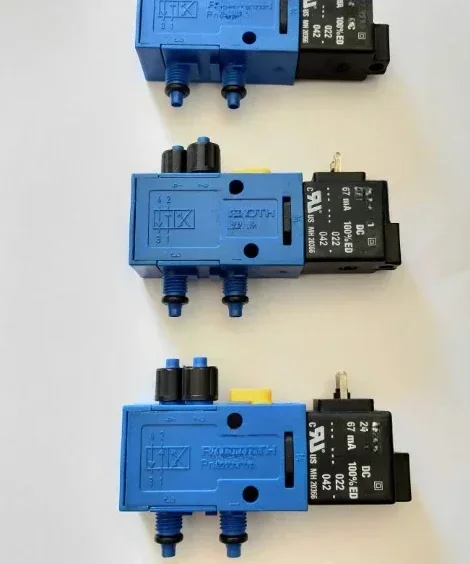 

572840 MH20366 24VDC Solenoid Valve
