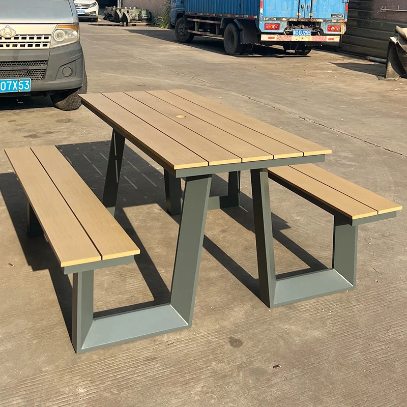

Modern Outdoor Aluminum & Solid Wood Garden Furniture Waterproof Top Seating Table & Park Bench for Schools and Picnics