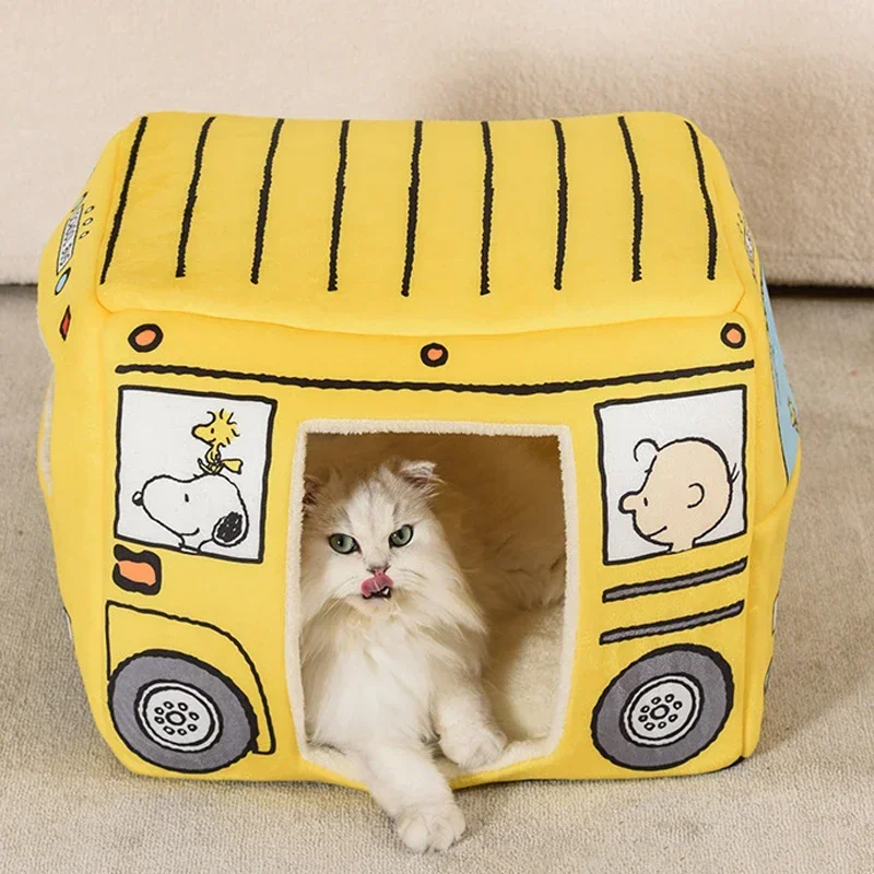 PEANUTS Snoopy Pet Nest Foldable Charlie Brown Bus Pet Mat Cat Nest Cartoon Peripheral Easy To Clean Friends Dog Holiday Gift