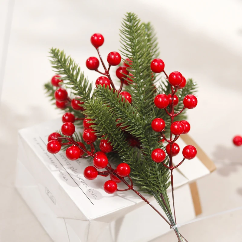 10/20 stücke Künstliche Kiefer Berry Kunststoff Grüne Kiefer Zweige DIY Weihnachten Decor Gefälschte Pflanze Weihnachten Baum Garten Party Dekoration
