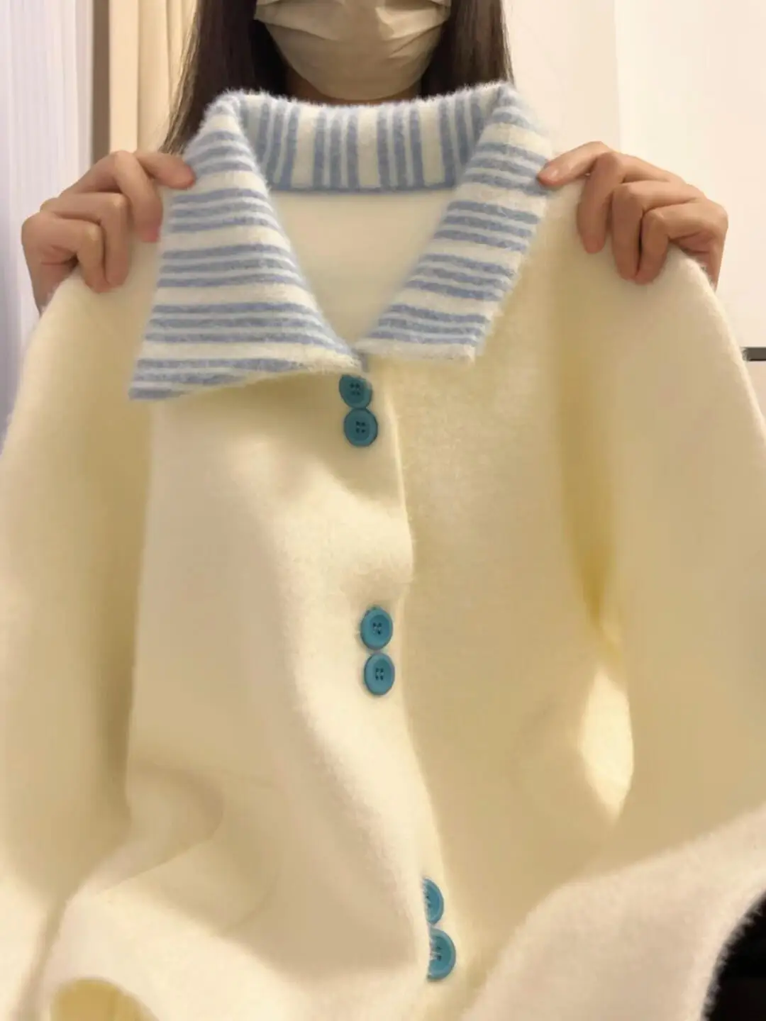 

Korean High-End Water Rabbit Velvet Collar Knitted Sweater Coat Women's Autumn Winter Small Size Splicing Soft Knitted Cardig...