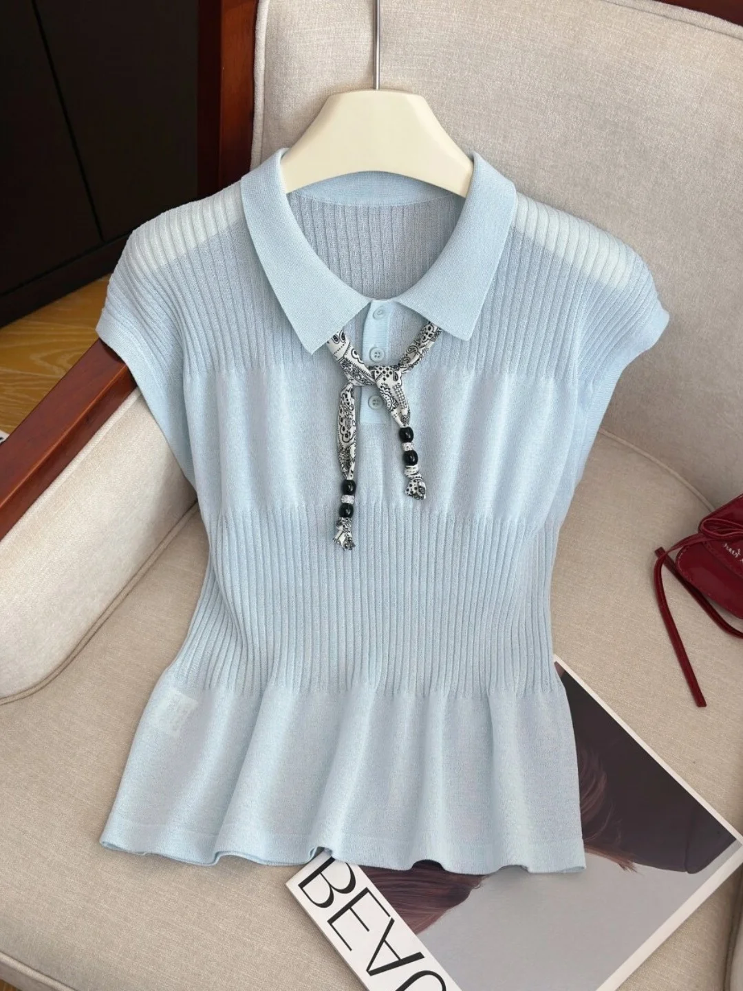 

Elegant Short Sleeve Knitted Neck Sweater Women's Slim Fit Belted Summer Slimming Top Soft Fabric Casual Wear