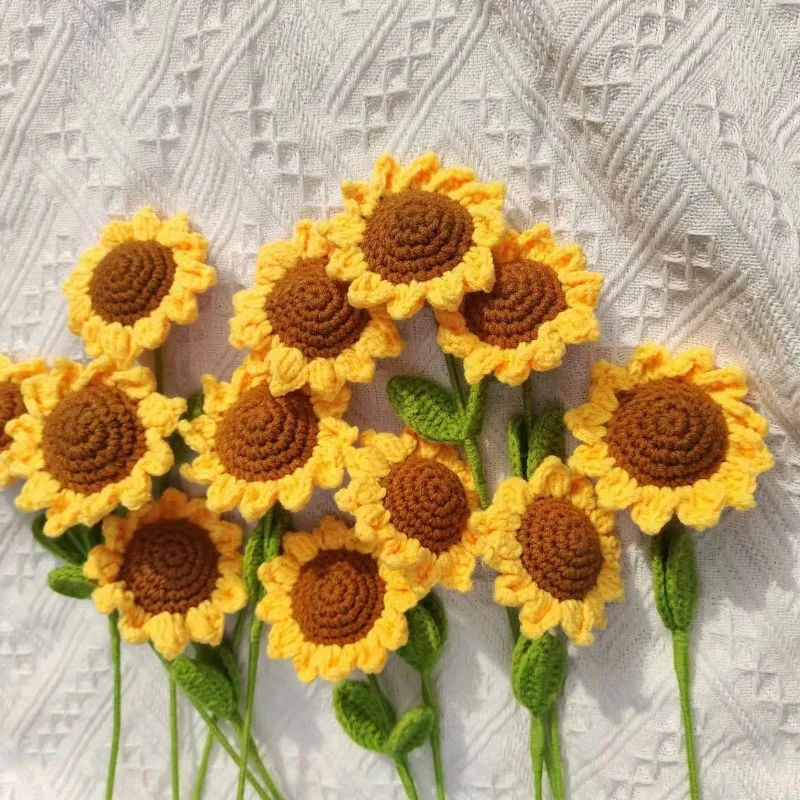 

5PCS Mother's Day Hand Woven Gift for Women's Home Decoration Flowers Finished Crochet Sunflower Bouquet Artificial Flower