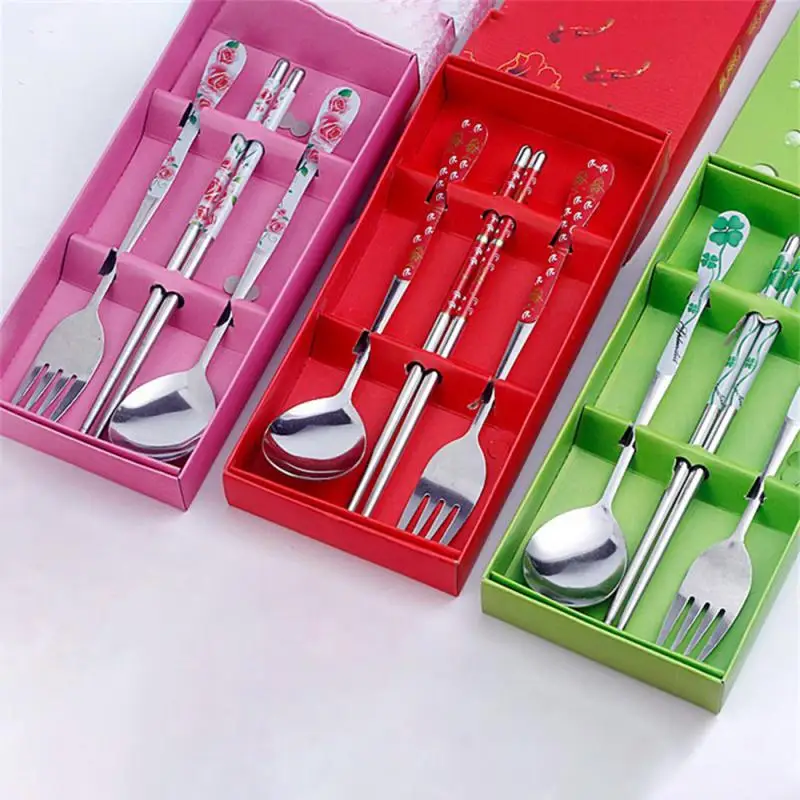 New 1Set of Blue and White Porcelain Tableware Stainless Steel Chopsticks Spoon Fork Gift Box Portable Travel Tableware Set