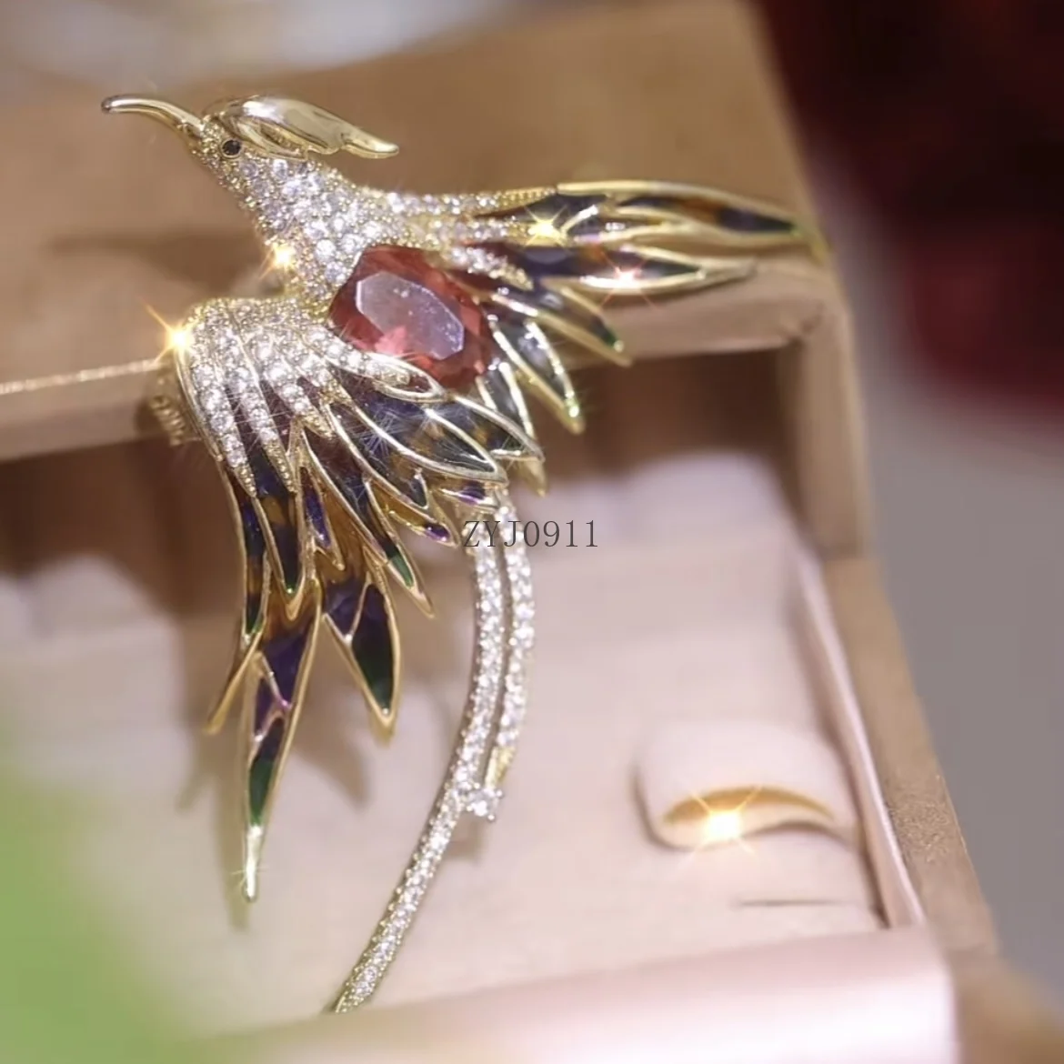 Chinês antigo flash diamante phoenix broche feminino high-end corpete pino design sentido