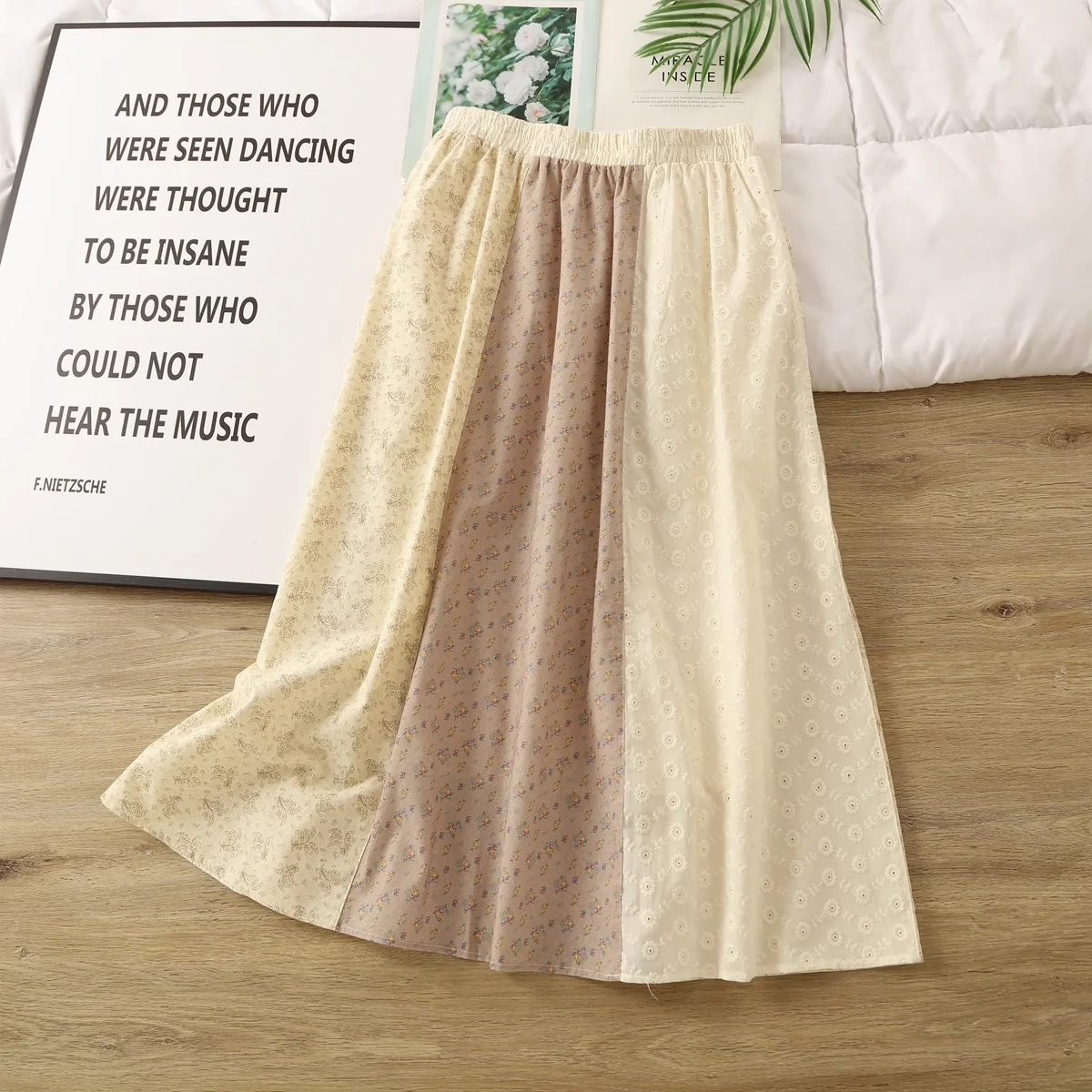 2025 Mori kei faldas largas de retales con estampado de cintura elástica a la moda para mujer estilo rústico 100% faldas midi acampanadas de algodón