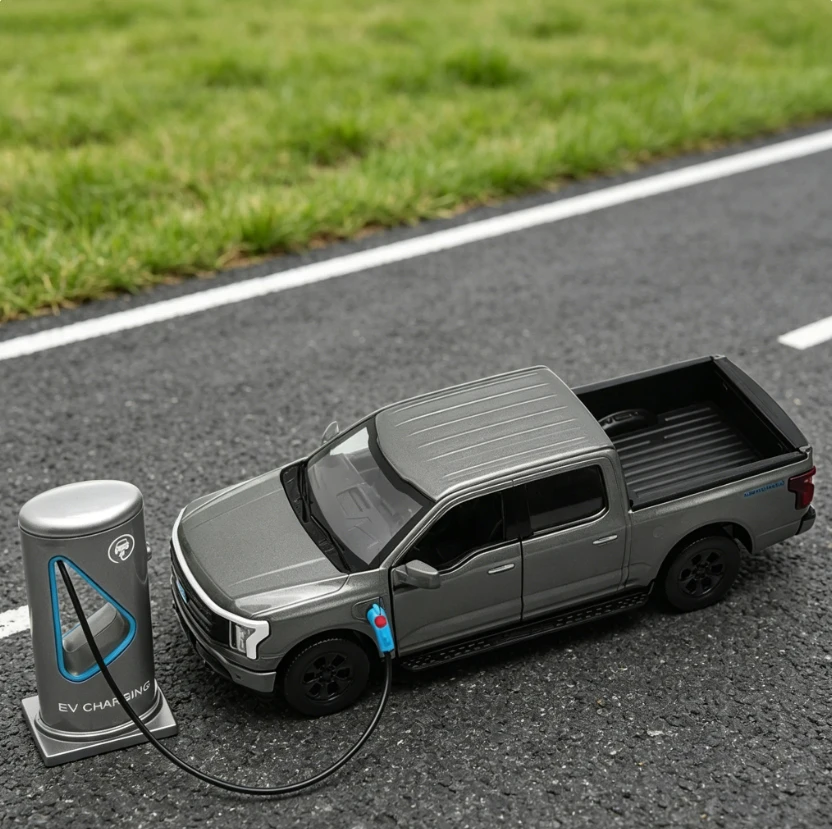 

1:36 2022 F-150 Lightning Platinum Simulation Diecast Metal Alloy Model Car Sound Light Pull Back Collection Kids Toy Gifts