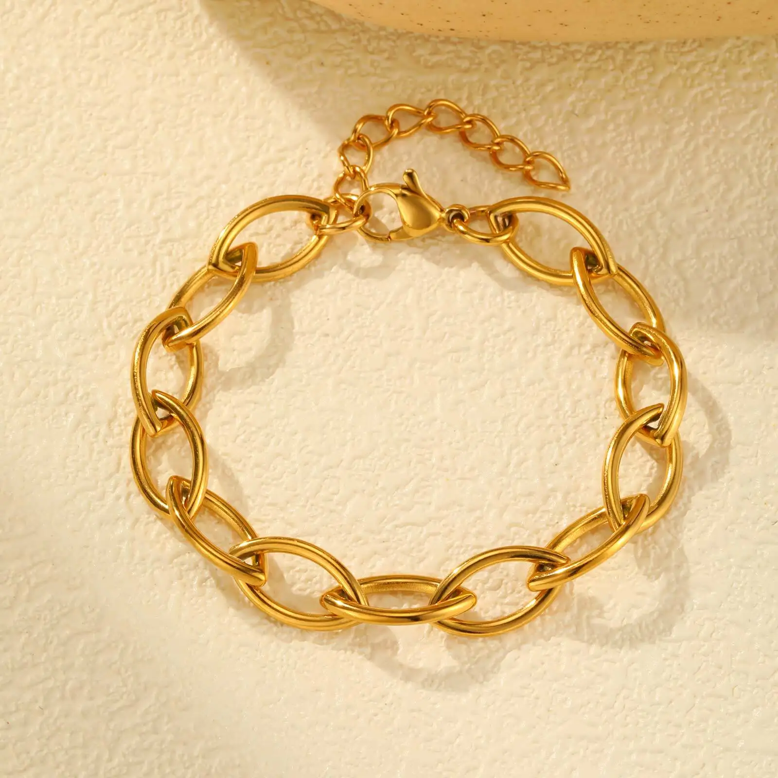 

Vnox Minimalist Elliptical O-ring Chain Bracelet For Women Trendy Stainless Steel Jewelry Horse Eye Shape Link Everyday Wear