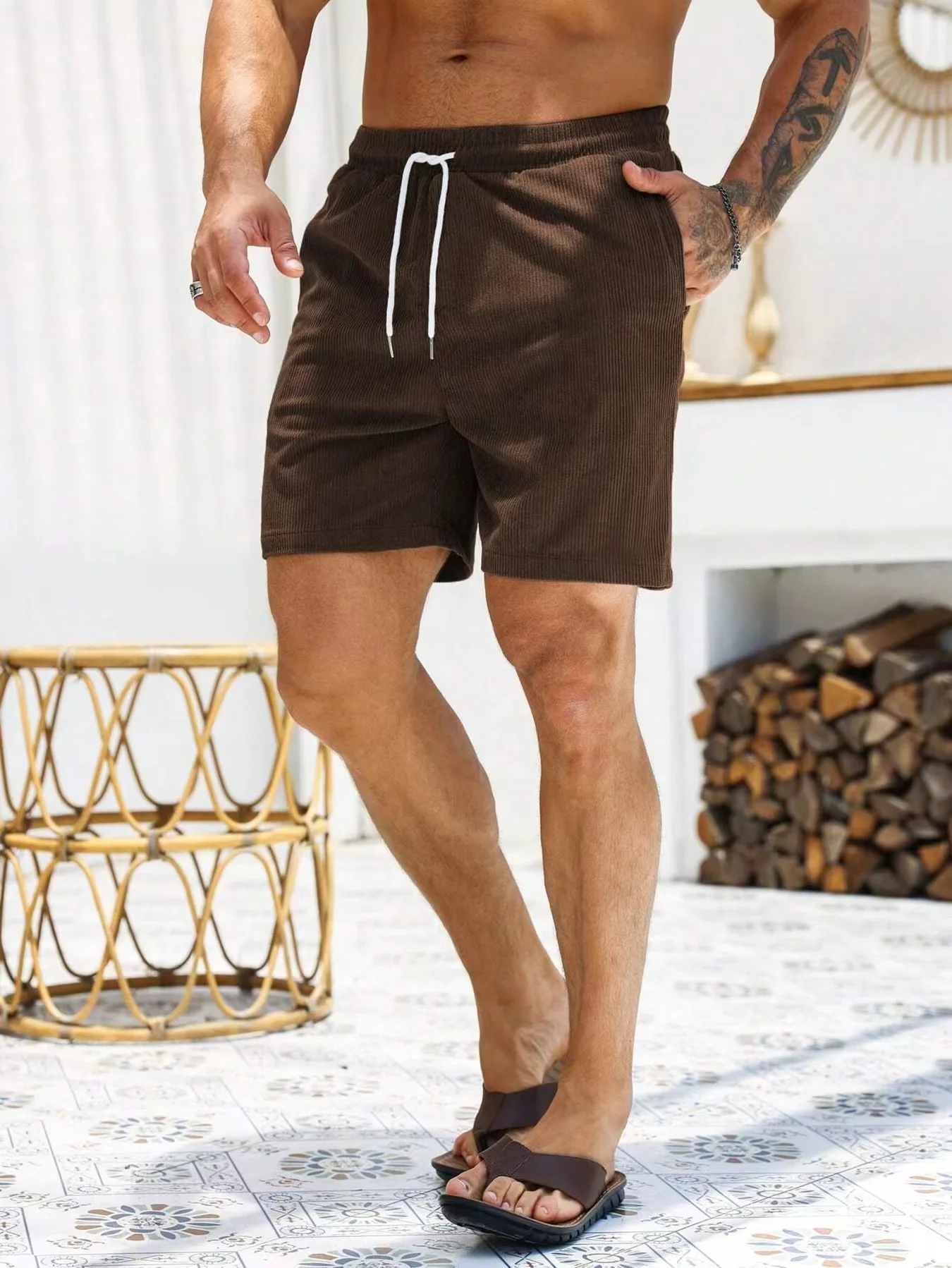 

Hot selling sports and leisure sweat absorbing shorts, fashionable solid color drawstring shorts, swimming and fitness