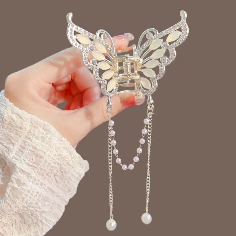 New Female Butterfly Pearl Tassel Hair Claws Rhinestone Clip Korean Simple Shark Ponytail Crab Clip Girls Hair Accessories