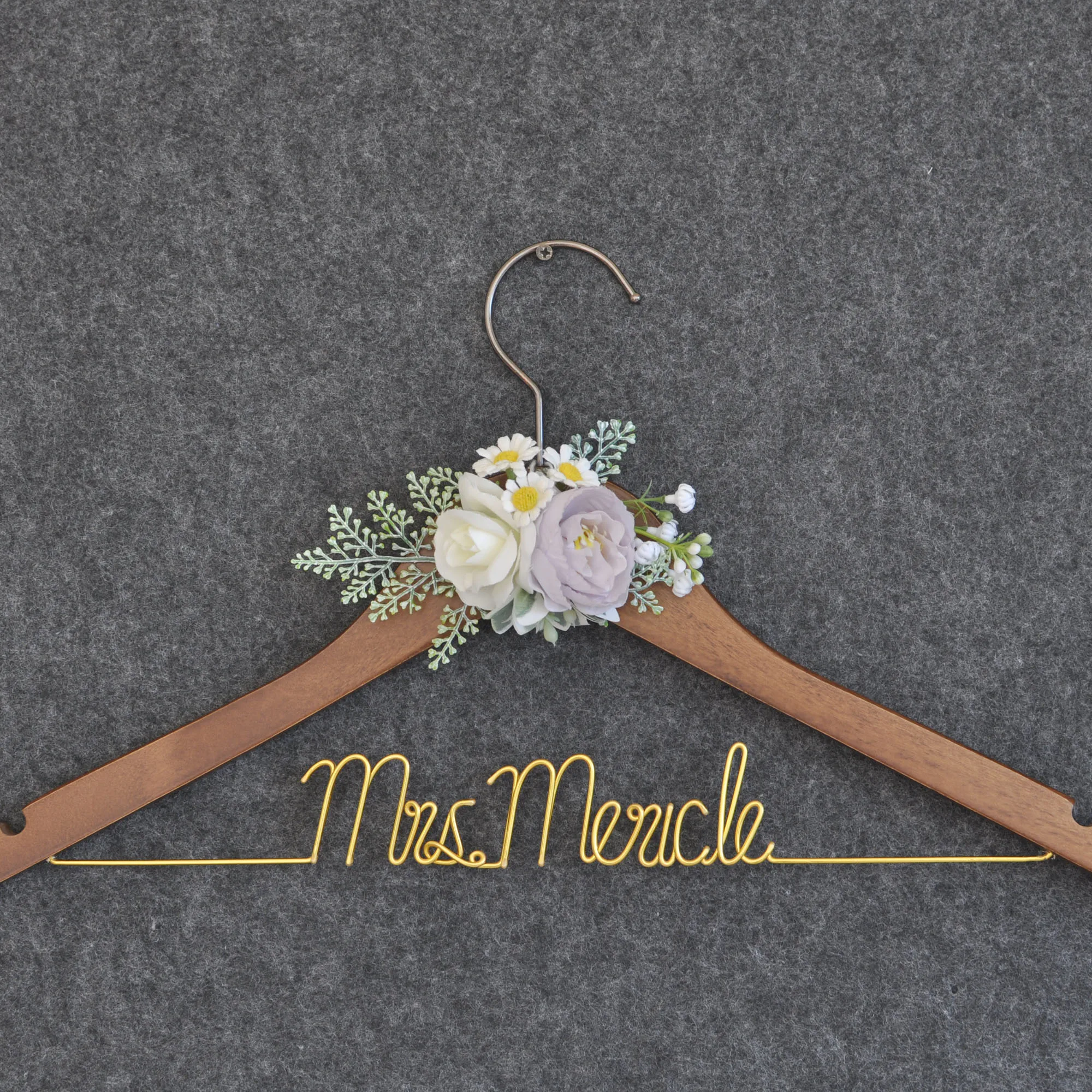 Customized Wedding Hanger Hand Flower, Bridal Wrist Flower, Bridal Gift, Sir and Madam Anniversary, Graduation Ceremony