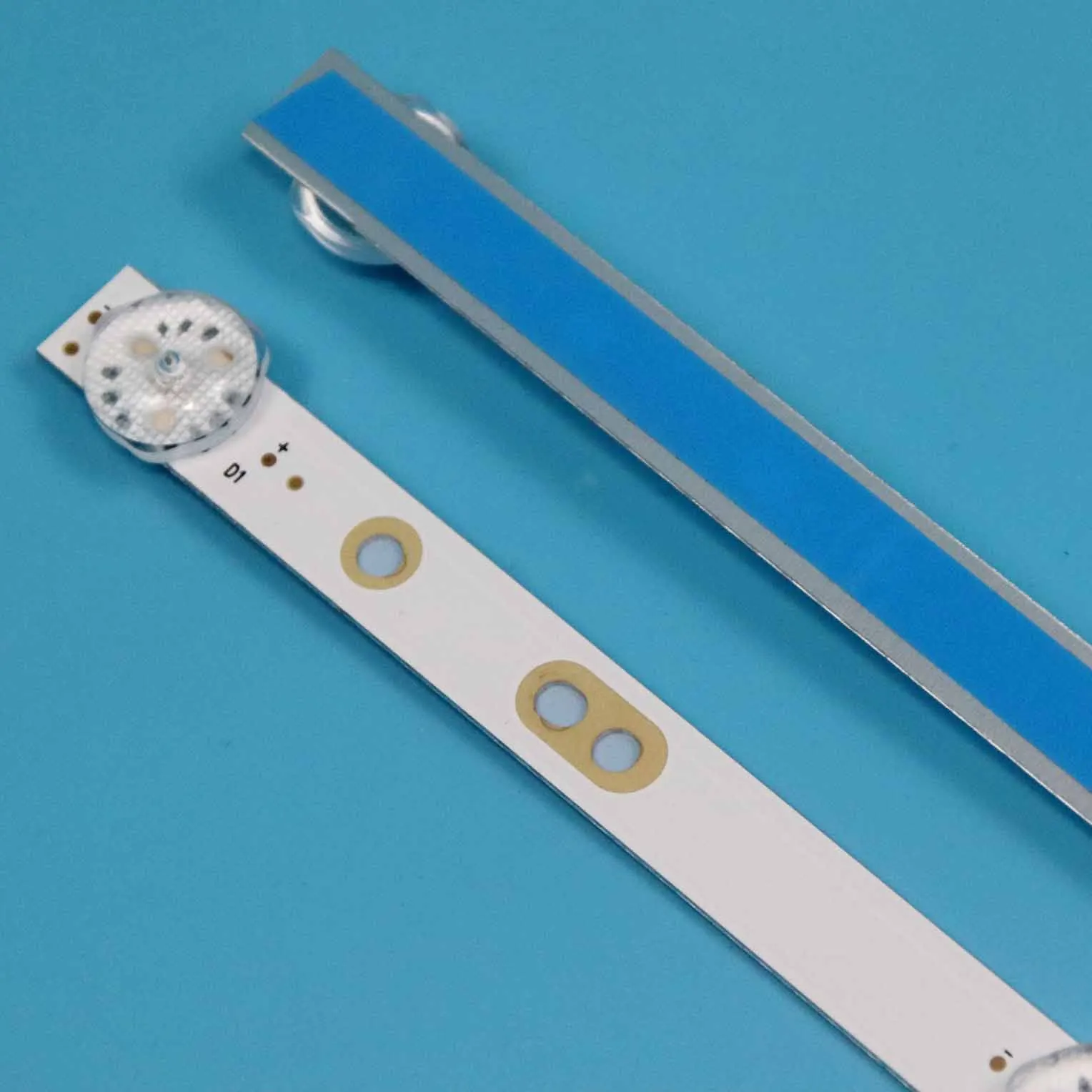 Nowe listwy LED do podświetlenia telewizorów SJ.YM.D3200601-3030ES-M do SKYLINE 32YST5970 32YT5900 Array DLED32YM 2X6 0005 P9