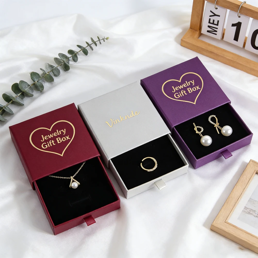 

100Pcs Custom Logo 10x10x2.5cm Cardboard Jewelry Gift Box Packaging Boxes For Bracelets Earrings Necklaces Rings Storage Case