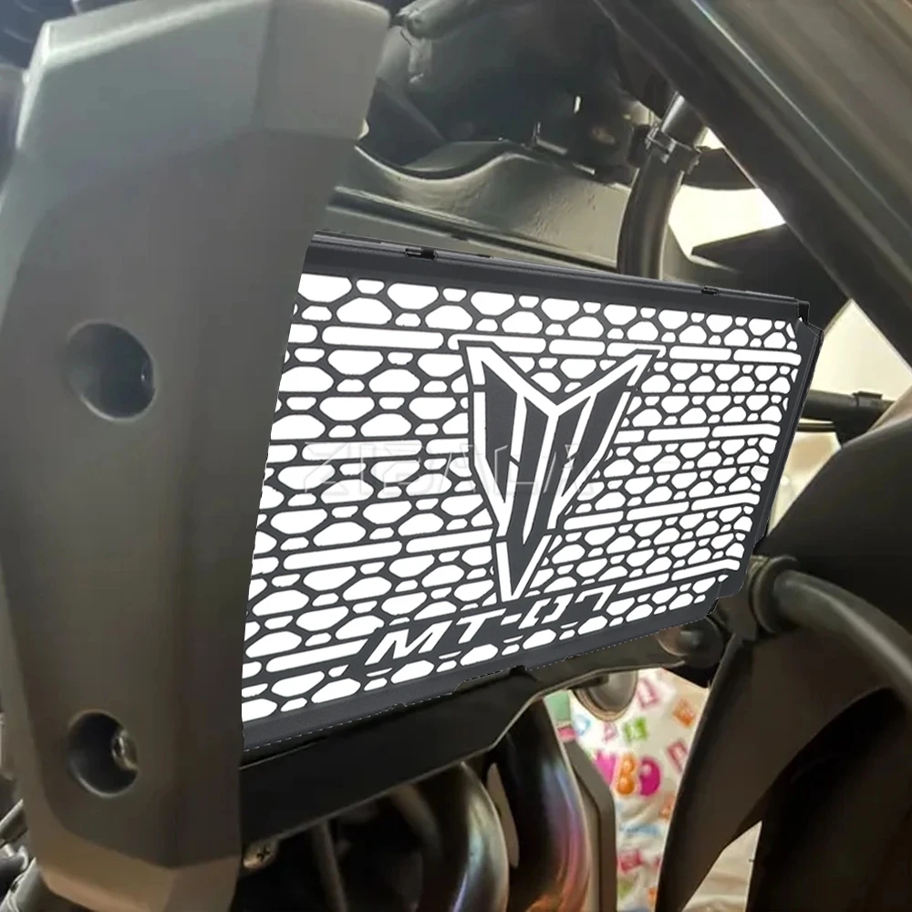 2025 جديد لياماها MT-07 MT07 MT 07 دراجة نارية شبكة المبرد غطاء حماية mt07 mt 07 2026 2027 خزان الوقود حامي الملحقات #1